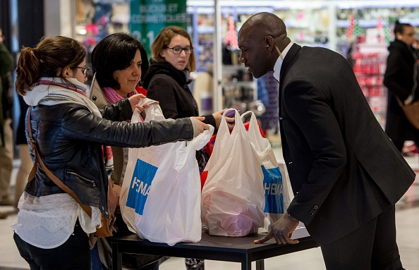 Une mobilisation française au niveau national et international