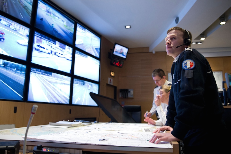 Sécurité à Paris : la vidéosurveillance est-elle la solution ?