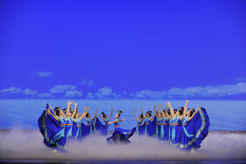 Shen Yun Performing Arts – Shen Yun des couleurs source d’inspiration
