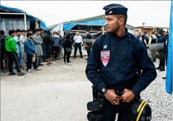 Un mur à Calais pour enrayer le flux migratoire vers le Royaume-Uni?