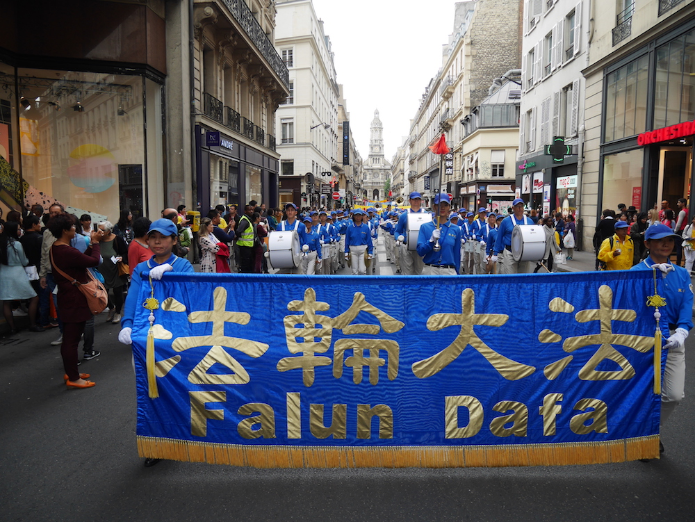 Une fête nationale chinoise célébrée à Paris sous le signe des droits de l&rsquo;homme