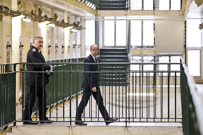 Surpopulation carcérale : du « tout carcéral » au « milieu ouvert »