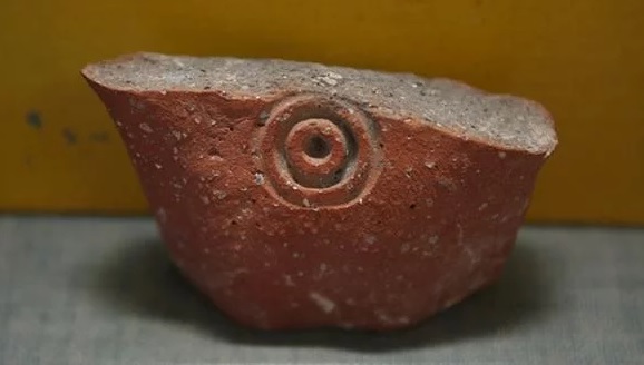 Preuves d&rsquo;une baisse du champ géomagnétique terrestre depuis le début du VIIIe siècle av. J.-C.