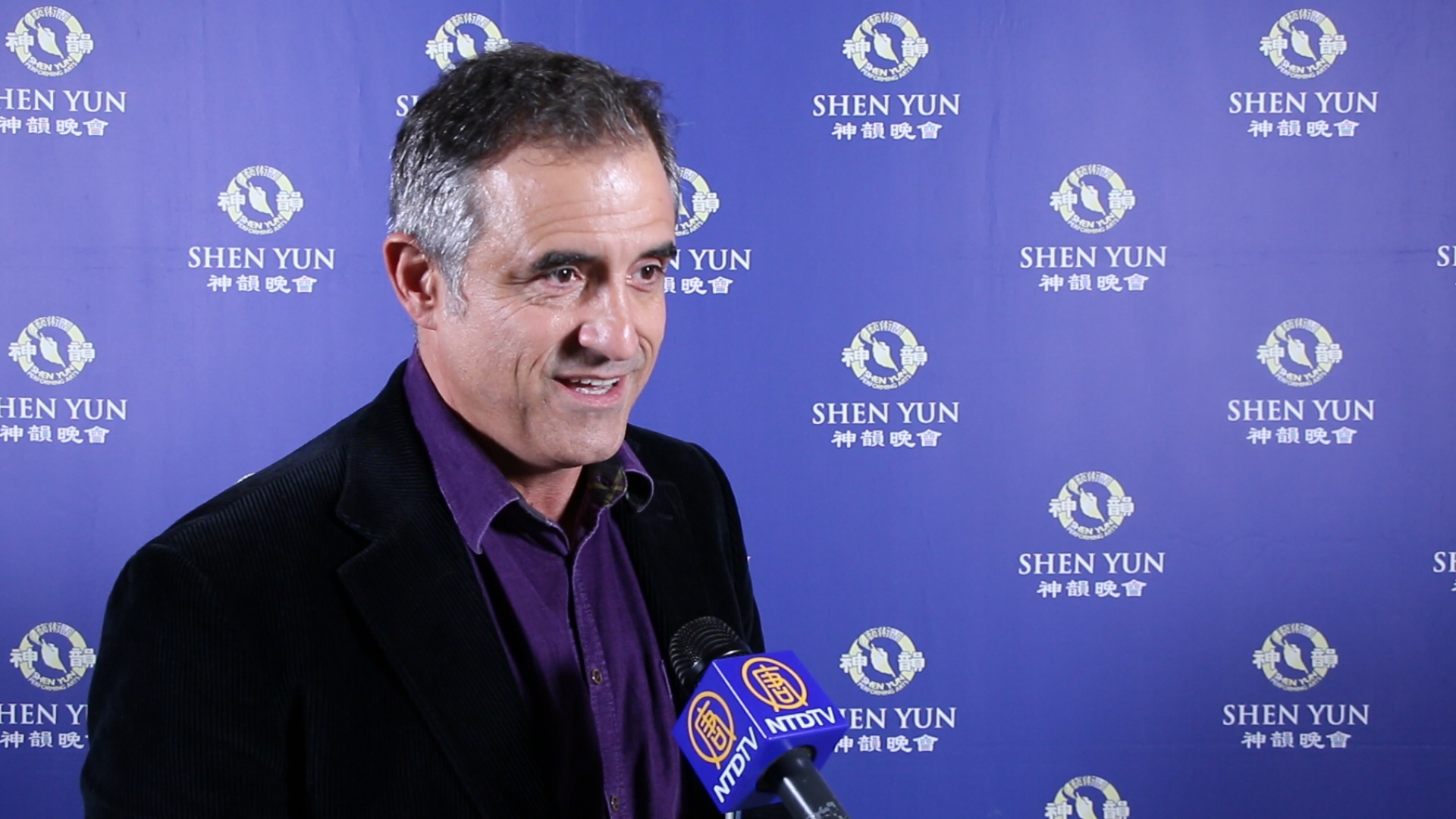 Pour un professeur en administration des entreprises, Shen Yun donne l’espoir aux nouvelles générations