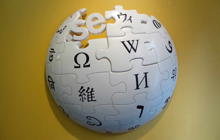 Après 16 ans d’épopée intellectuelle, quel futur pour l’encyclopédie libre ?