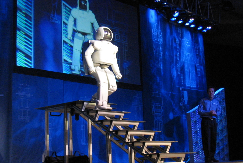 De la science-fiction aux nouvelles technologies, et vice et versa