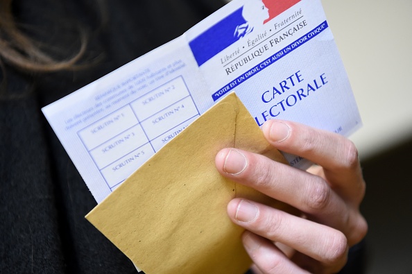 Forte dynamique présidentielle malgré la déferlante abstentionniste