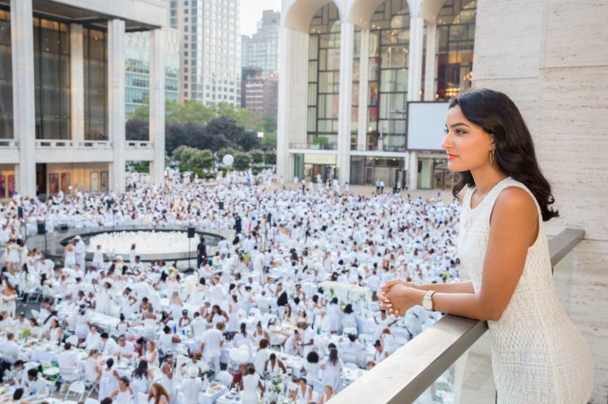Dîner en Blanc : une fête élégante en plein air à New York