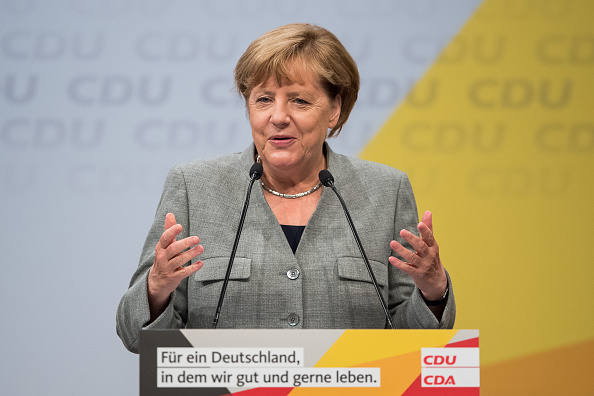 Selon Angela Merkel, « on peut arriver » au plein emploi en Allemagne d&rsquo;ici 2025