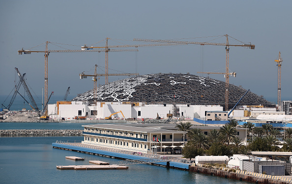 Chanteurs et danseurs du monde entier pour l&rsquo;ouverture du Louvre Abu Dhabi