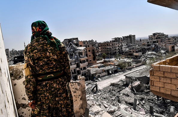 Raqa : des civils « utilisés comme des boucliers humains par les terroristes »