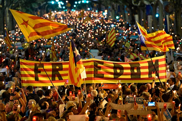 Madrid pourrait suspendre l&rsquo;autonomie de la Catalogne