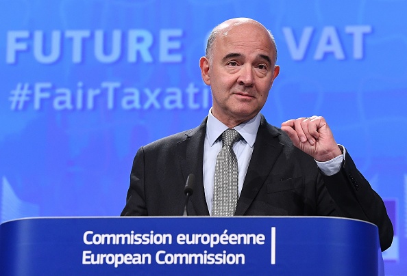 Moscovici appelle l&rsquo;UE à finir la liste noire des paradis fiscaux en 2017