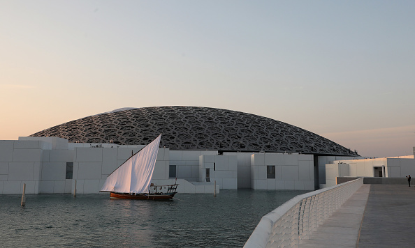 Abu Dhabi inaugure son musée du Louvre
