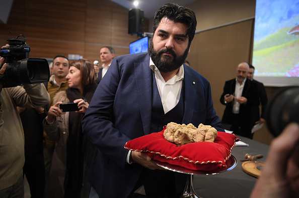 Alba : un lot de truffes blanches vendu pour 75 000 euros