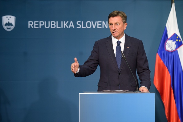 Borut Pahor, le « président Instagram », réélu en Slovénie