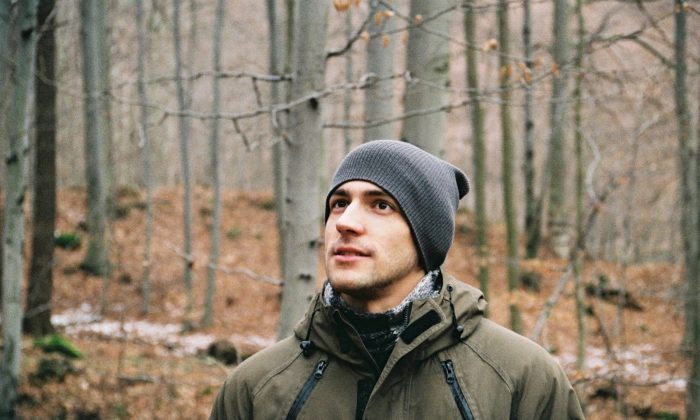 J&rsquo;étais un serial lover et riais quand quelqu&rsquo;un m&rsquo;a suggéré la méditation. Puis voici ce qui est arrivé quand je l&rsquo;ai essayé