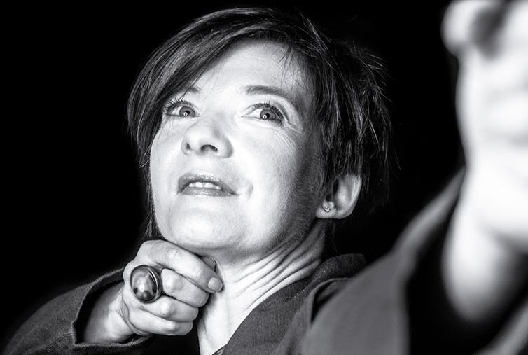 Portrait de chercheur : Valérie Serdon-Provost, un archer sur la montagne du temps