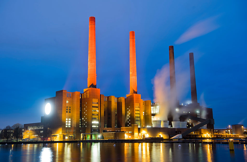 Empêtré dans le scandale, Volkswagen entrepose des voitures à l&rsquo;aéroport-fiasco de Berlin