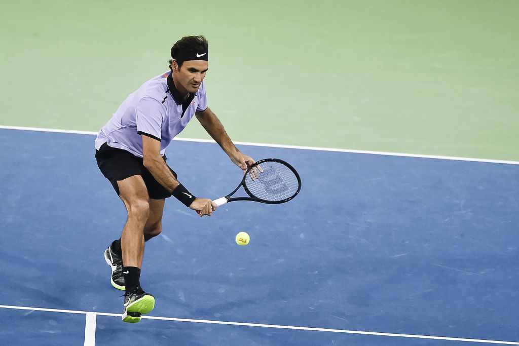 Stuttgart – Federer en demi-finale, à une marche du trône