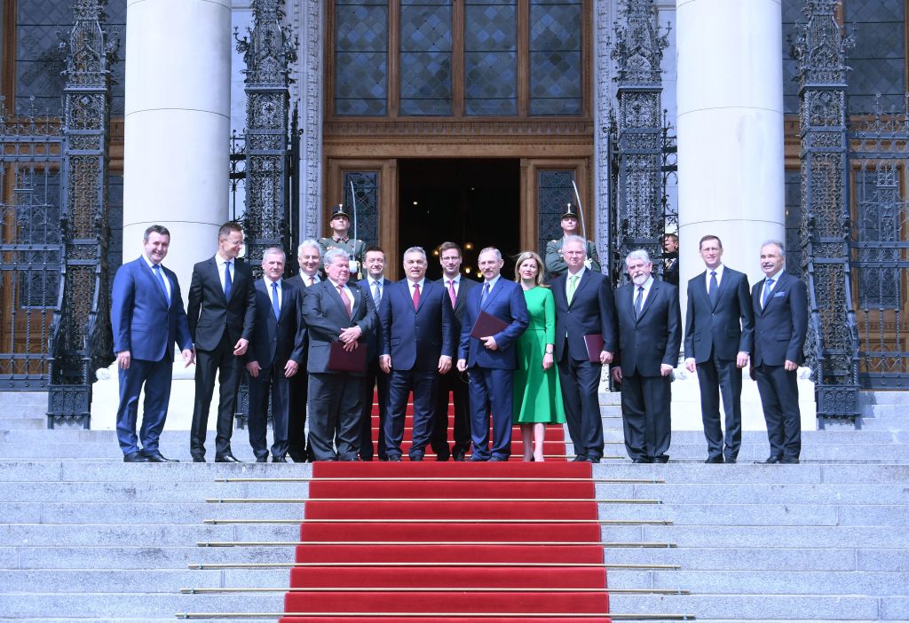 La Hongrie adopte une loi pénalisant l&rsquo;aide aux migrants