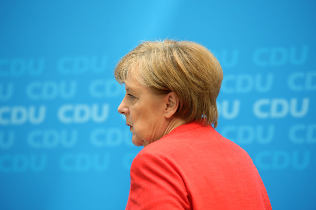 Immigration: Trump s&rsquo;immisce dans la crise politique allemande