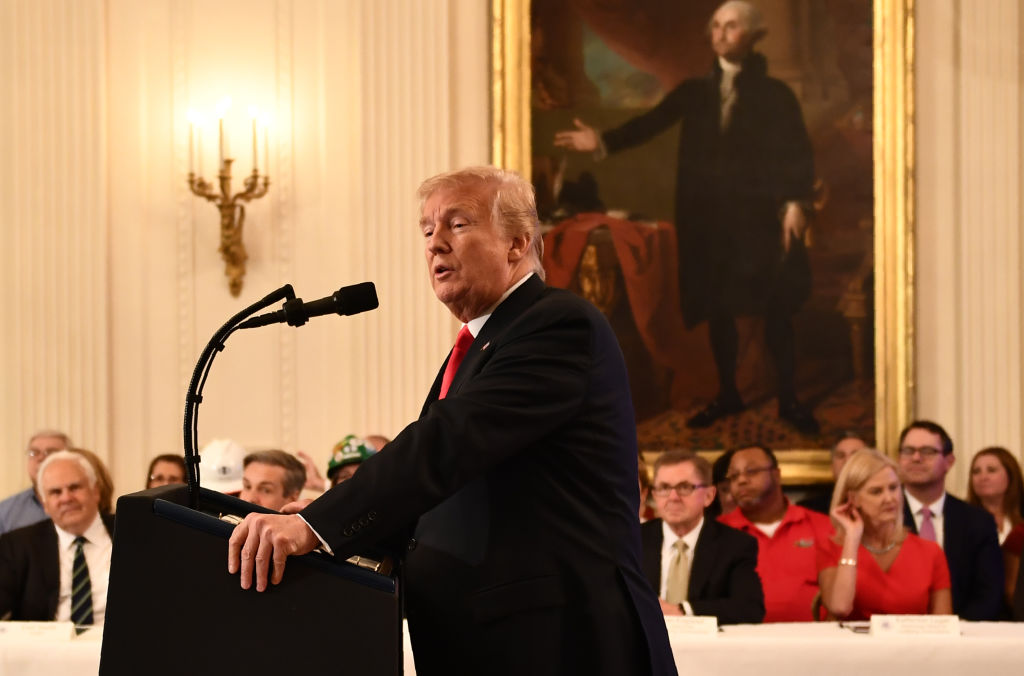 Trump menace de taxes punitives les 505 milliards de dollars de produits chinois importés