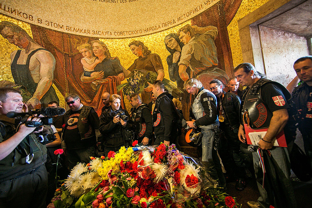 Le club de motards russe Loups de la nuit crée une branche en Slovaquie