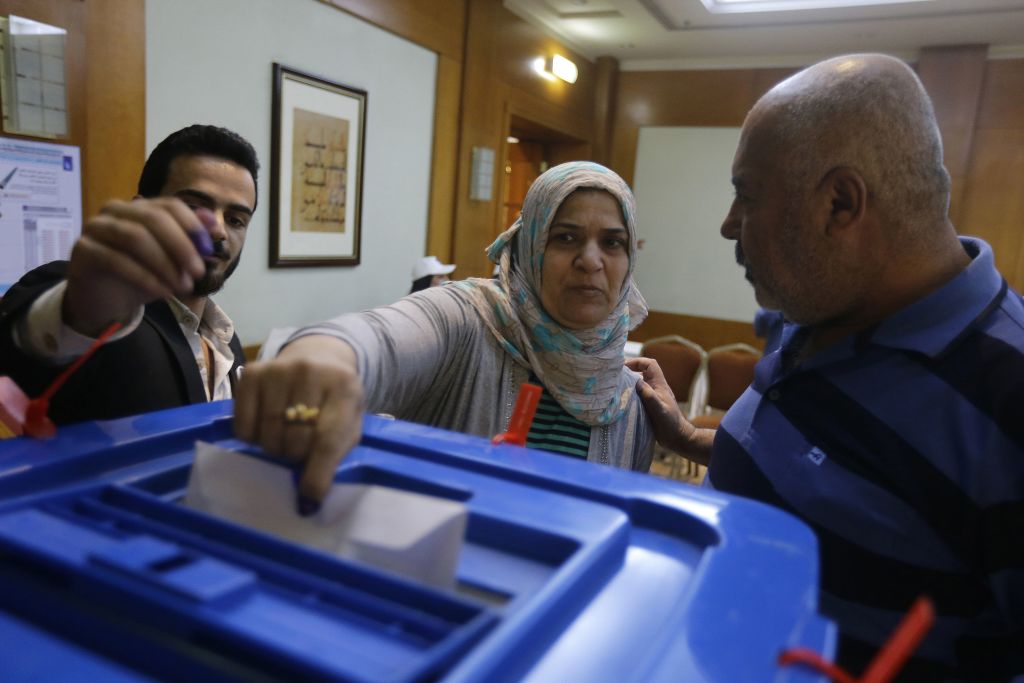 Irak: le nouveau décompte manuel des bulletins de vote a commencé à Kirkouk