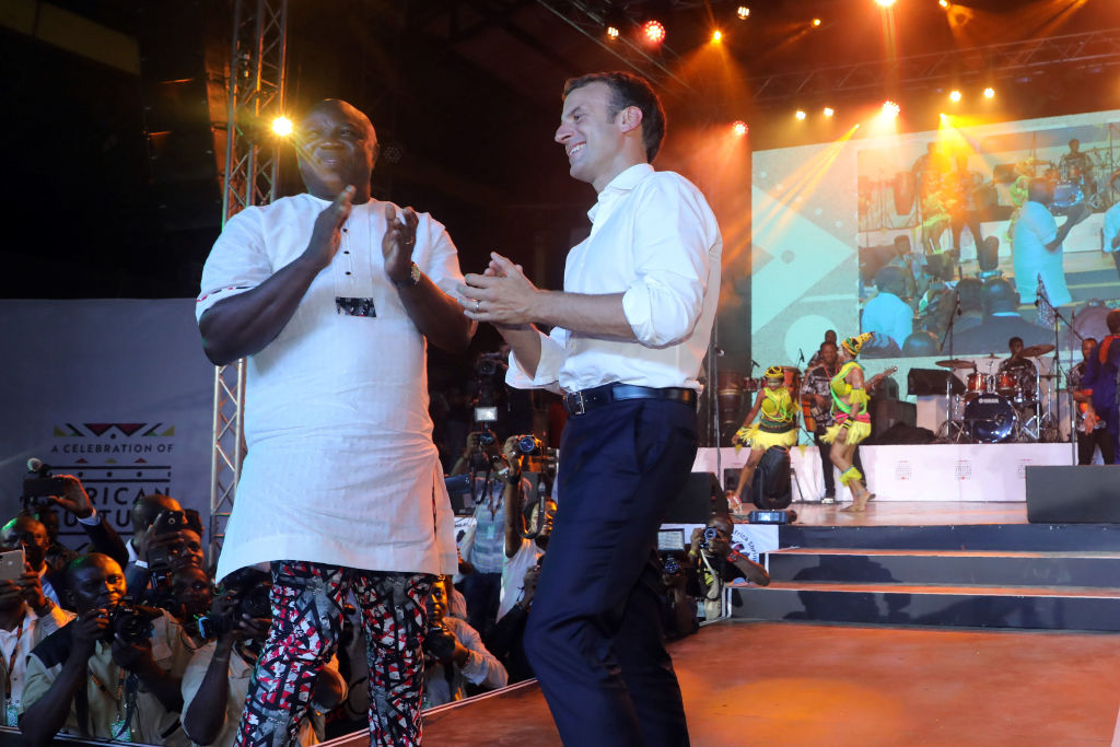 Macron appelle à Lagos les Africains « à réussir en Afrique »