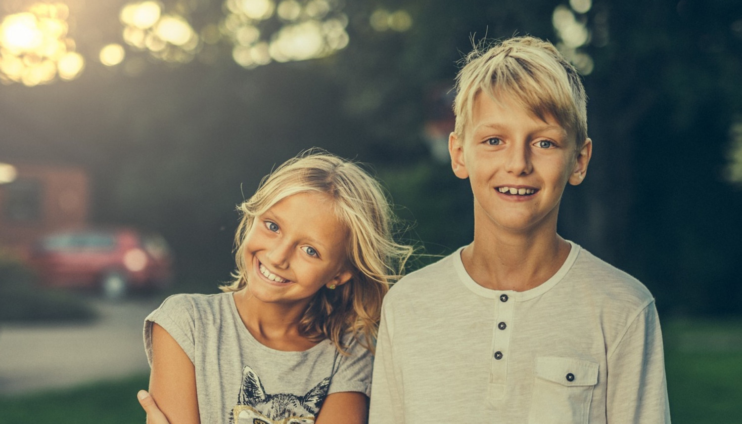 Avoir une sœur permettrait d&rsquo;être plus apte au bonheur et à l&rsquo;optimisme