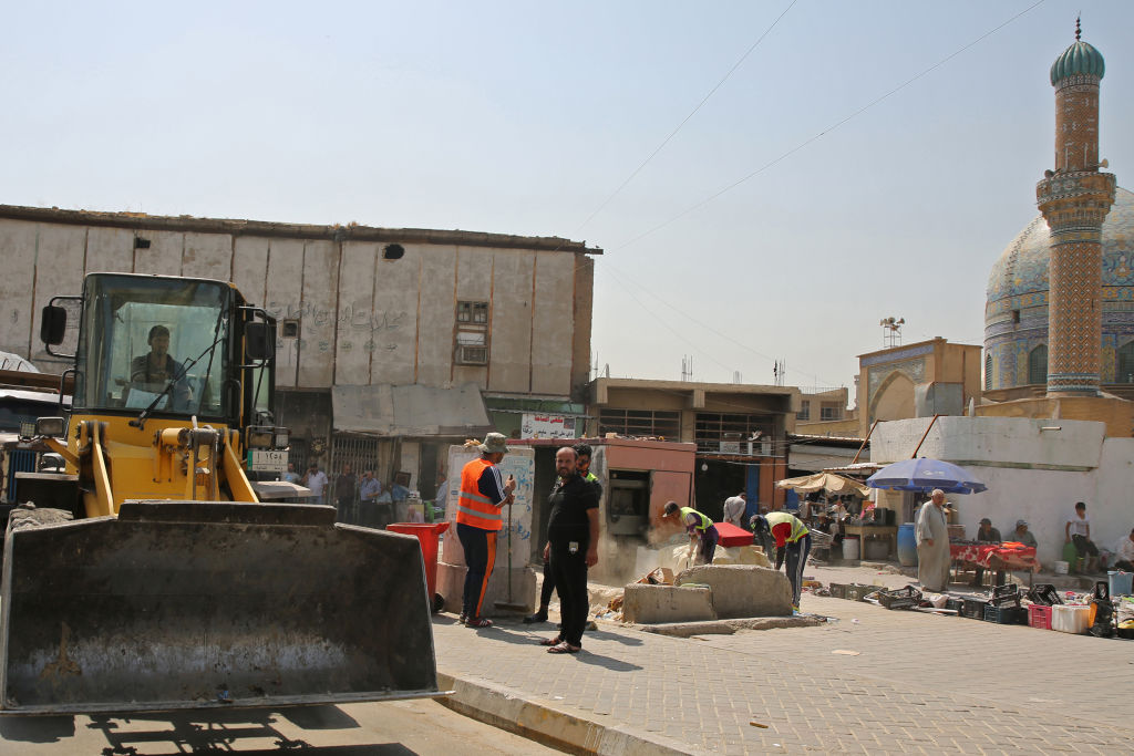 A Bagdad, des rues retrouvent vie avec la levée de barrages de béton