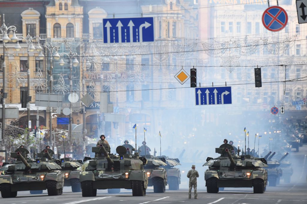 L&rsquo;Ukraine commémore son indépendance avec une parade militaire sans précédent