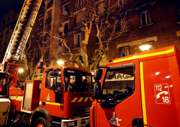Incendie près de Paris: nombreux blessés, cinq enfants en « urgence absolue » (pompiers)