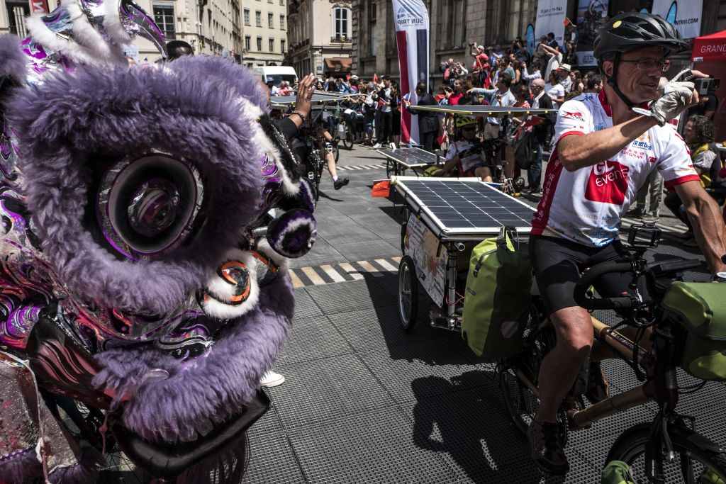De Lyon à Canton en vélo solaire: un Belge remporte en Chine la course « Sun Trip »