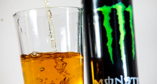 Une seule boisson énergisante pourrait augmenter votre risque de crise cardiaque