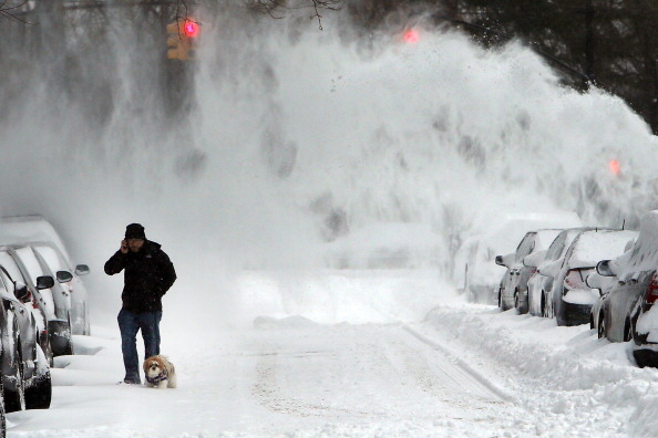Les Etats-Unis balayés par une tempête de neige et de fortes pluies