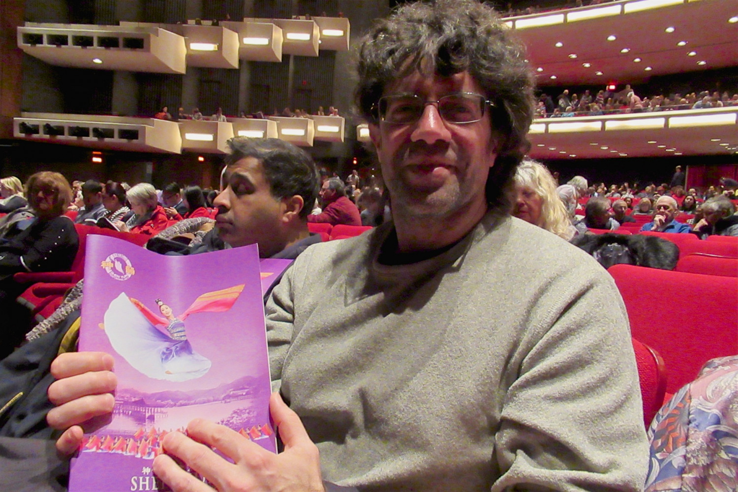 Un réalisateur sent que Shen Yun nourrit l’esprit !