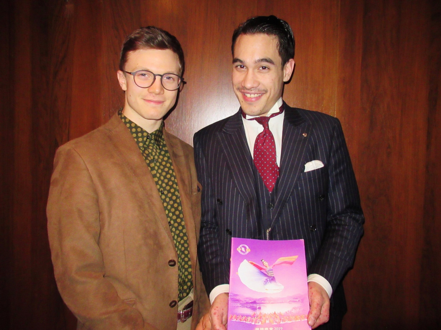 Les danseurs manifestent un unisson complexe