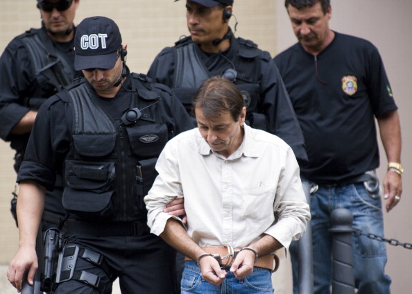 Brésil: Bolsonaro félicite « les responsables » de la capture de Battisti