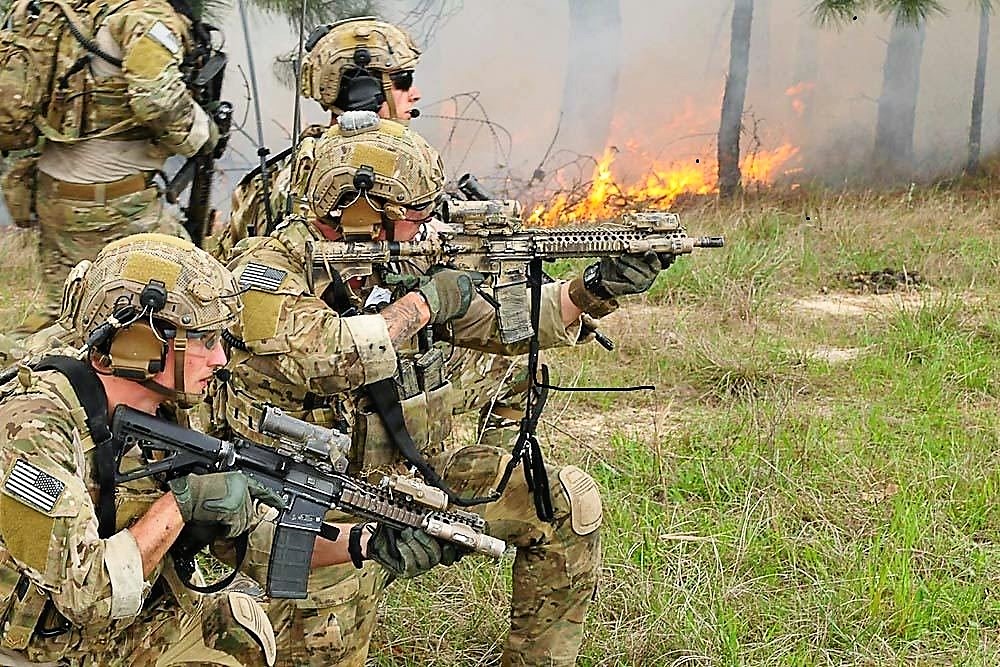 En Syrie, Minbej traumatisée après un attentat meurtrier contre les forces américaines