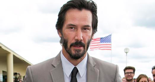 Une générosité sincère: le héros d&rsquo;Hollywood Keanu Reeves donne des millions aux membres de l’équipe de Matrix