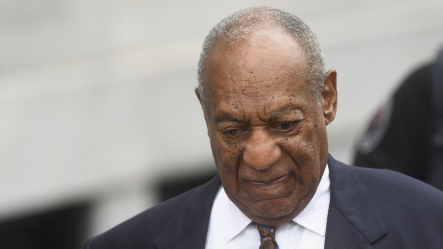 Bill Cosby dit qu&rsquo;il est «prisonnier politique» et se compare à Mandela et à Martin Luther King Jr