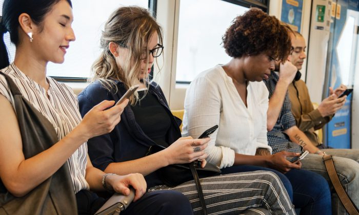 Utiliser la technologie pour distinguer les faits de la fiction dans les médias en ligne