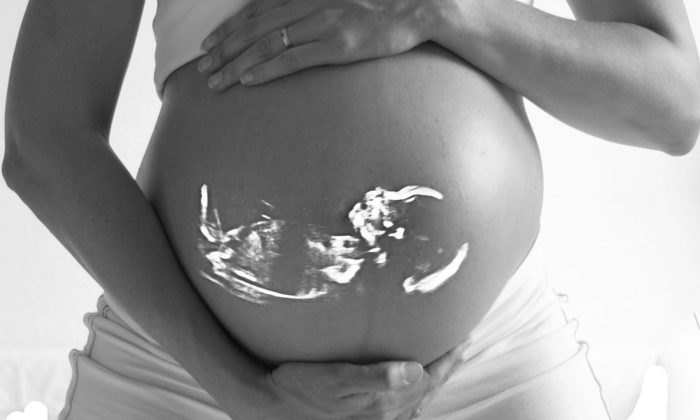 Une vidéo d&rsquo;enquête anonyme révèle la vraie situation des avortements tardifs