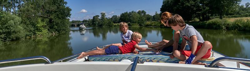 Slow tourisme en famille au fil de la Saône et de la Seille
