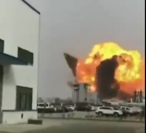 Très forte explosion dans une usine chimique en Chine, des blessés