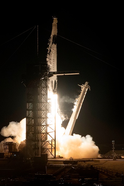 Lancement réussi: la nouvelle capsule de SpaceX est en route pour l&rsquo;ISS