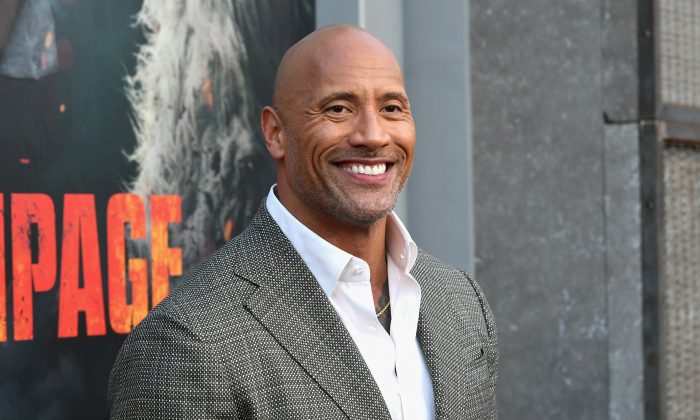 Dwayne «The Rock» Johnson affirme que le char d&rsquo;assaut qui porte son nom est un «honneur» – il reçoit une avalanche de critiques