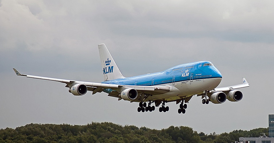 Des députés néerlandais veulent interdire l&rsquo;avion pour les courts trajets où le train est moins polluant et plus rapide